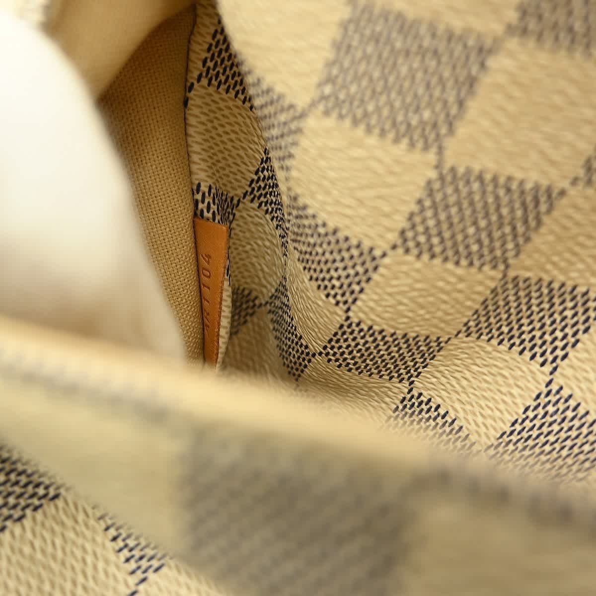StrapStory - Tote Bag 3283